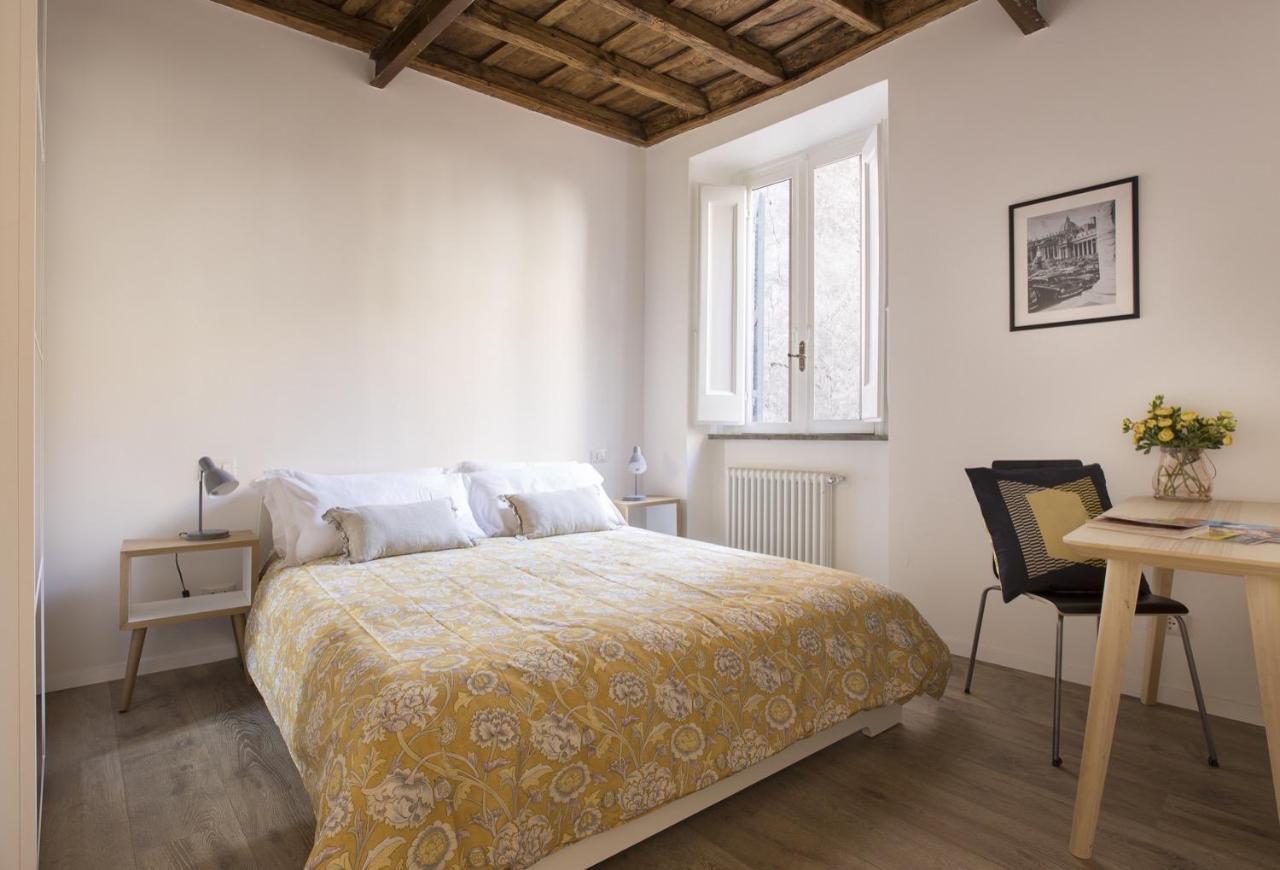 Cozy Apartment In Via Degli Spagnoli - Fromhometorome Luaran gambar