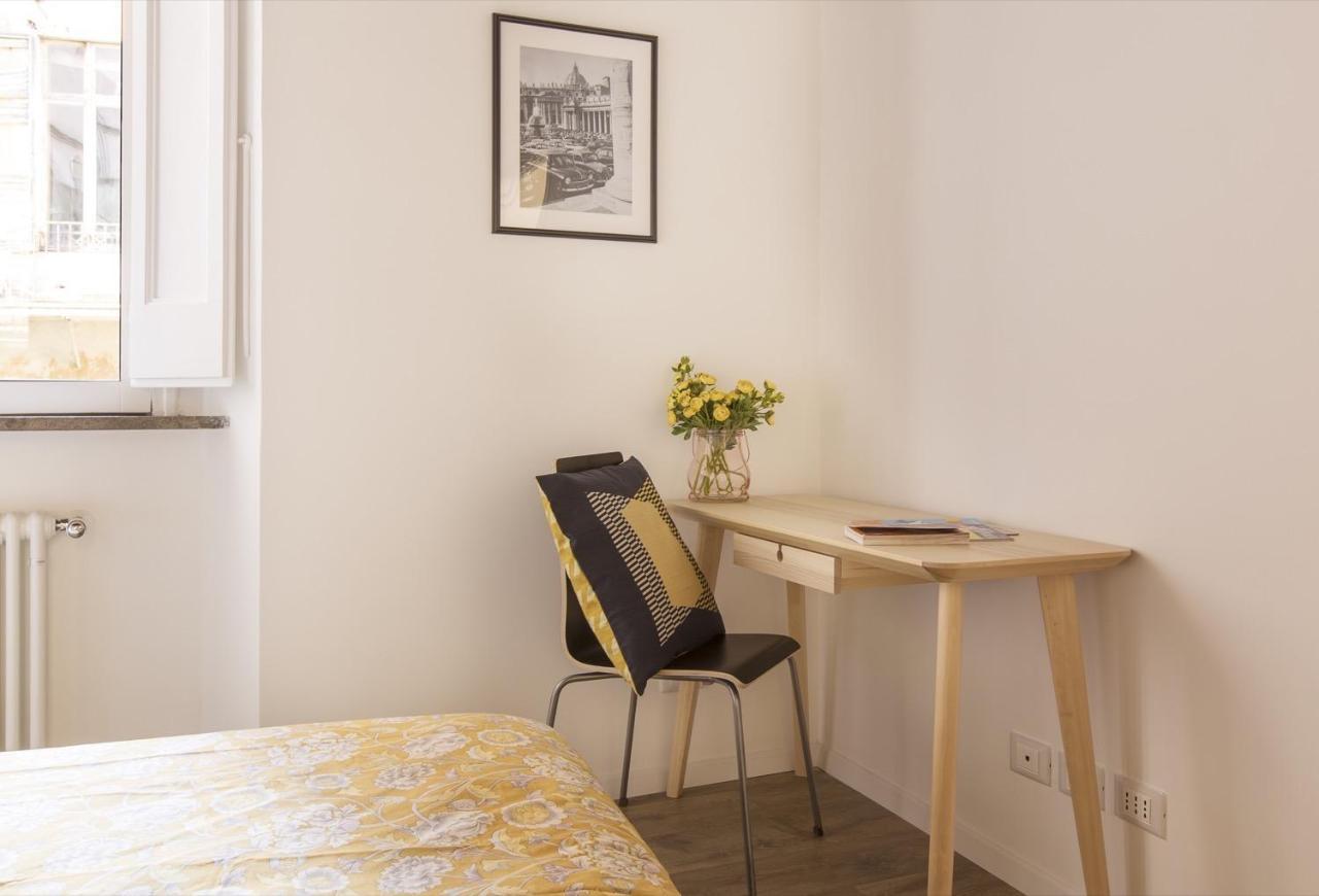Cozy Apartment In Via Degli Spagnoli - Fromhometorome Luaran gambar